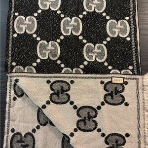 Gucci Monochrome GG Logo Scarf